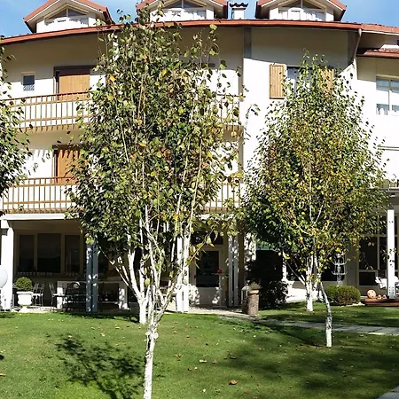 Garden Ristorante Ξενοδοχείο 3*